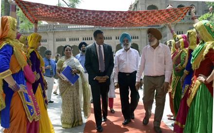 US Ambassador Richard R Verma gets Glimpses of Punjab’s Rich Cultural History at Khalsa College