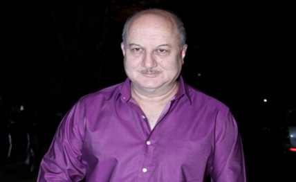 Anupam Kher completes 31 years in tinsel town