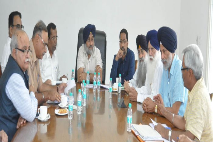 Sukhbir finalises proposed urban and rural mission covering entire state with 100 percent basic amenities
