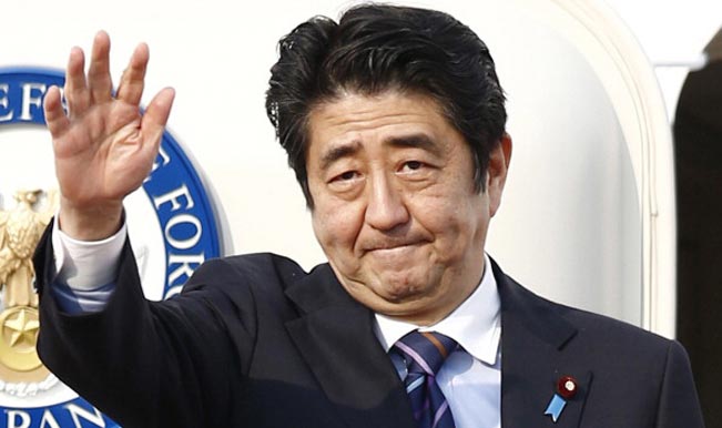 Japan Prime Minister Shinzo Abe apologizes over heckling at parliament