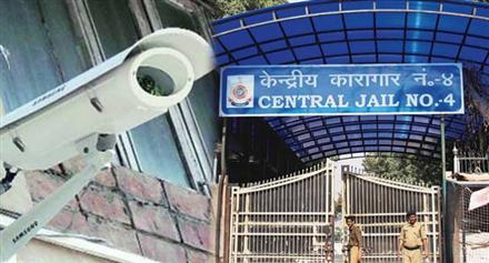 Install CCTVs at all prisons in India: SC