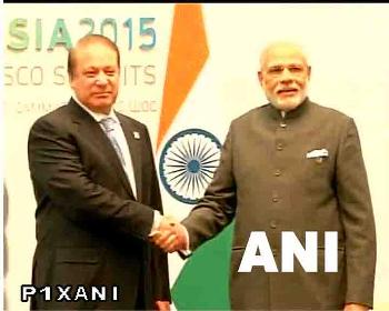 Bilateral talks between PM Modi, Nawaz Sharif begin