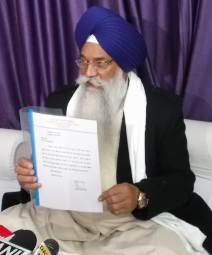 Akal Takht Jathedar Expresses Concern over Decline of Sikh Population