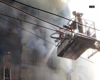 Delhi: Major fire breaks out in Gandhinagar