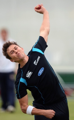 Boult leads praise for `electric` day-night Test