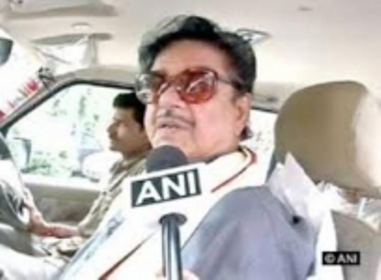 Why the hurry to impose President’s Rule in Arunachal: Shatrughan to PM Modi