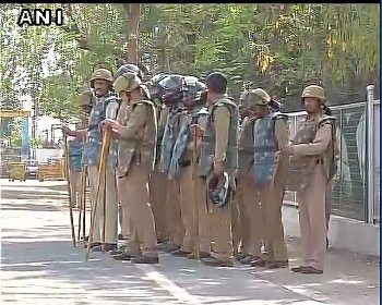 Security stepped up in U’khand, wine shops closed
