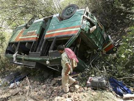 One dies, 16 injured in Jammu school bus accident