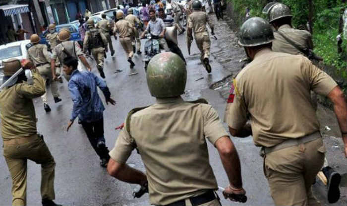 Kashmir unrest: 60 terrorists sneak into Jammu and Kashmir taking advantage of clashes in the valley