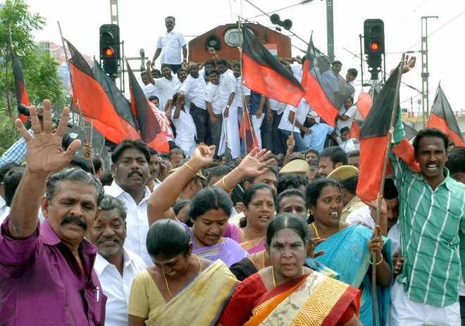 Cauvery row: ‘Rail roko’ protests rock Tamil Nadu; over 2,500 held