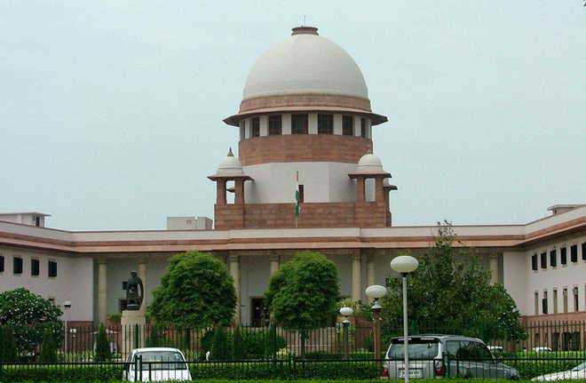 SC issues contempt notice to Calcutta High Court judge