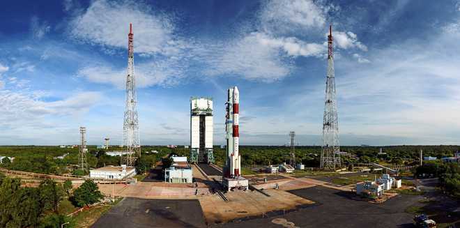 ISRO braces to tame monster rocket that could launch Indians into space