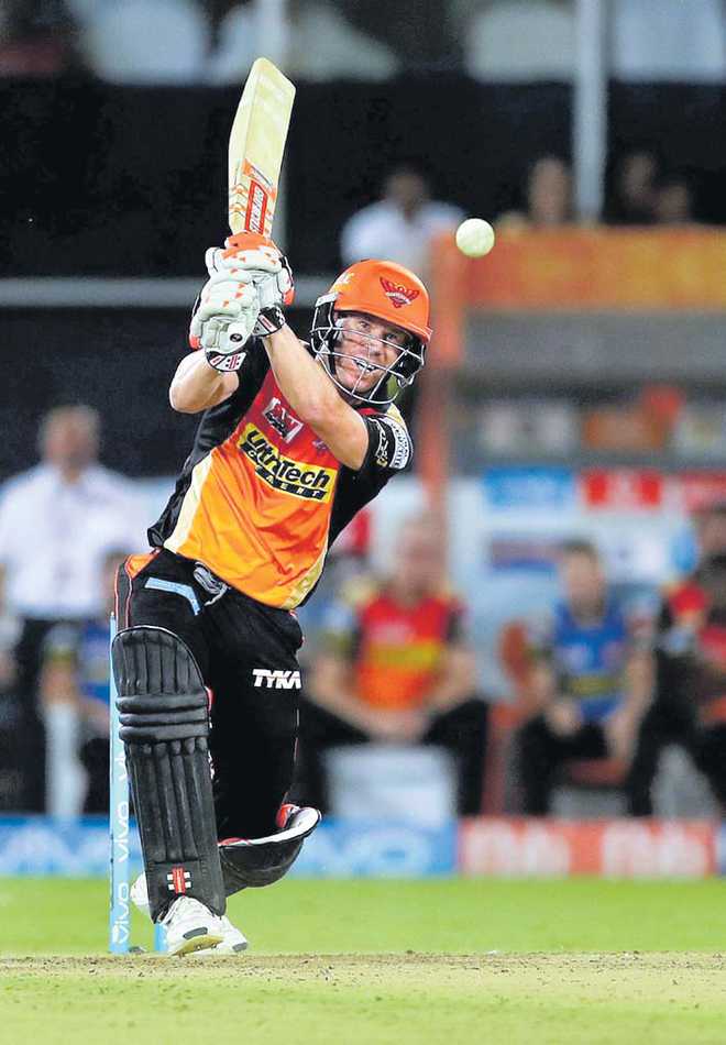 Warner’s fiery ton takes wind out of Kolkata’s sails