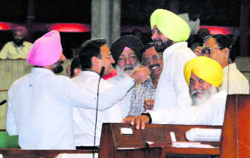 Day 2: Akalis protest, Bains out for session