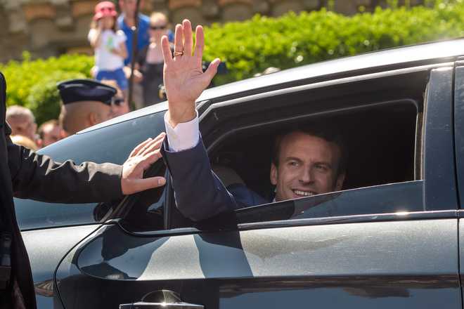 France’s Macron heads for parliamentary majority