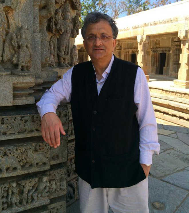 Historian Ramachandra Guha resigns as BCCI administrator