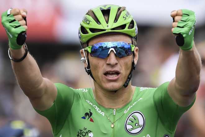 Tour de France: Kittel snatches fourth Tour stage win