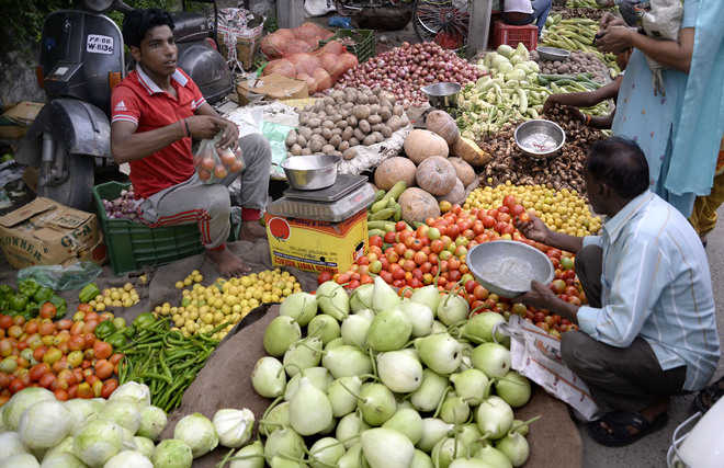 Supply from HP hit, veggie prices soar