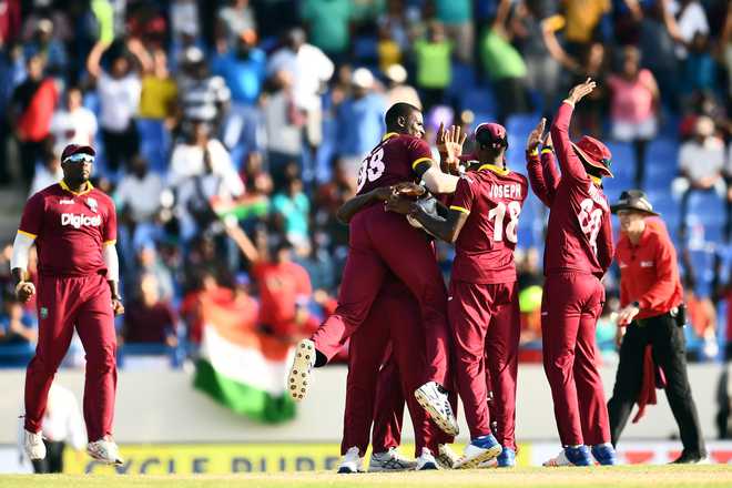 West Indies beat India by 11 runs in 4th ODI
