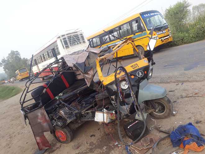4 die, 7 injured as auto-rickshaw collides with canter in Ambala