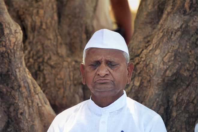 Anna Hazare building new team to re-launch agitation for Lokpal