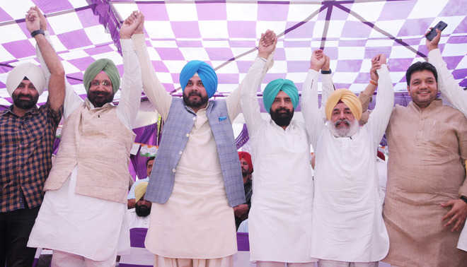 Sidhu attacks Majithia, says he must pay for ‘misdeeds’