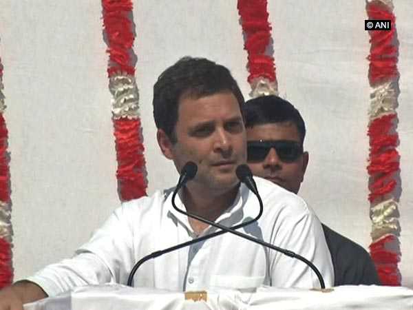 Rahul reaches out to fishermen, promises fisheries ministry