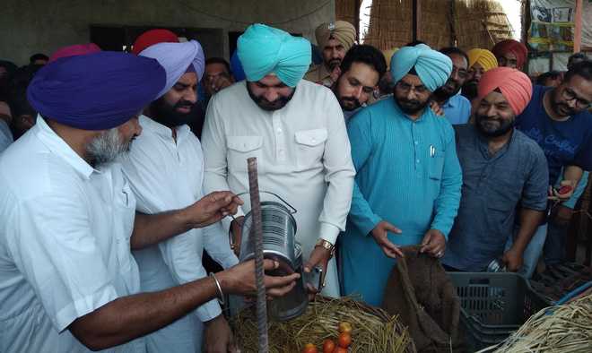 Farmers’ protest hit vegetable, milk supplies in Nashik