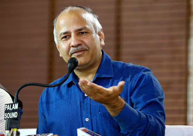 AAP govt consulting lawyers on babus’ refusal to comply with orders