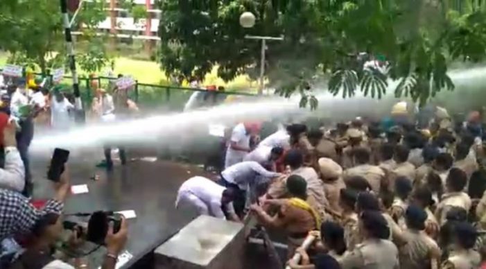 ਕੈਪਟਨ ਦੀ ਕੋਠੀ ਘੇਰਨ ਜਾ ਰਹੇ ਸਿਮਰਜੀਤ ਬੈਂਸ ਨੂੰ ਸਮਰਥਕਾਂ ਸਮੇਤ ਪੁਲਿਸ ਨੇ ਕੀਤਾ ਗ੍ਰਿਫ਼ਤਾਰ