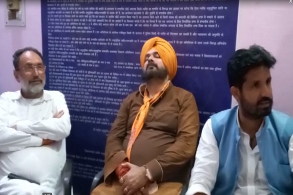 ਸਹਾਰਨਪੁਰ ਦੇ ਸਰਸਾਵਾ ਥਾਣੇ ‘ਚ ਲਿਜਾਏ ਗਏ ਨਵਜੋਤ ਸਿੱਧੂ ਤੇ ਮੰਤਰੀ