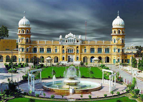 ਗੁਰੂ ਪੁਰਬ ’ਤੇ ਪਾਕਿਸਤਾਨ ਜਾਣ ਵਾਲਿਆਂ ਲਈ ਕੋਵਿਡ ਟੀਕਾਕਰਨ ਲਾਜ਼ਮੀ