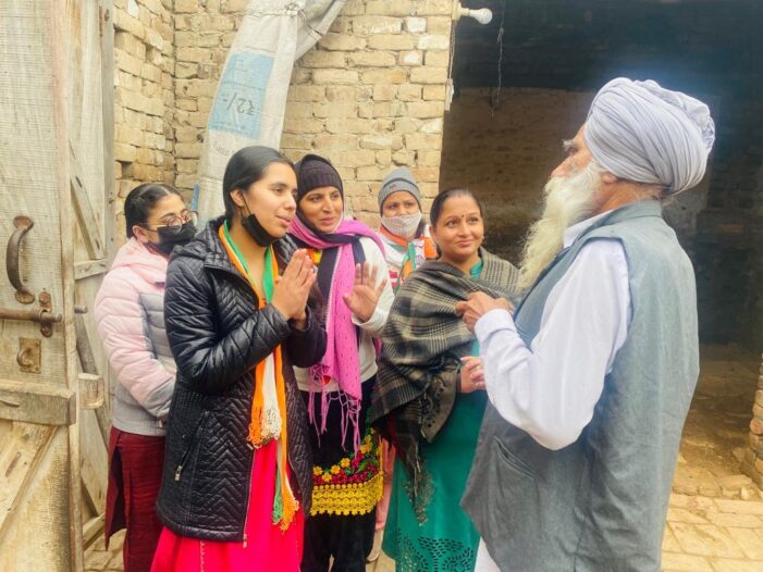 ਪੰਜਾਬ ਵਿੱਚ ਉਮੀਦਵਾਰਾਂ ਦੇ ਪਰਿਵਾਰਕ ਮੈਂਬਰ ਚੋਣ ਪ੍ਰਚਾਰ ਵਿਚ ਜੁਟੇ