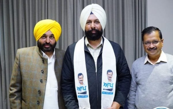 ਅੰਮ੍ਰਿਤਸਰ ਦੇ ਕਾਂਗਰਸੀ ਮੇਅਰ ਰਿੰਟੂ ਆਮ ਆਦਮੀ ਪਾਰਟੀ ’ਚ ਸ਼ਾਮਲ