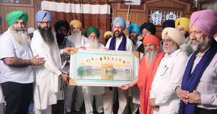 ਯੂਕੇ ਦੀ ਸੰਸਦ ’ਚ ਆਵਾਜ਼ ਉਠਾਉਣ ਲਈ ਸੰਸਦ ਮੈਂਬਰ ਤਨਮਨਜੀਤ ਢੇਸੀ ਸਨਮਾਨਿਤ
