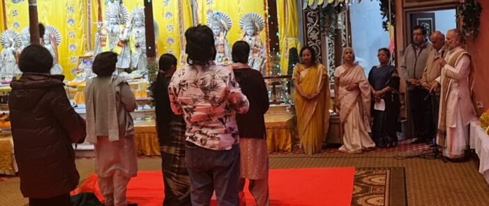 ਸਕਾਟਲੈਂਡ: ਹਿੰਦੂ ਮੰਦਰ ਗਲਾਸਗੋ ਵਿਖੇ ਮਹਾਰਾਣੀ ਦੀ ਆਤਮਿਕ ਸ਼ਾਂਤੀ ਲਈ ਧਾਰਮਿਕ ਸਮਾਗਮ