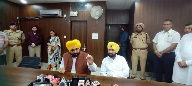 ਮੁੱਖ ਮੰਤਰੀ ਭਗਵੰਤ ਮਾਨ ਅਦਾਲਤ ’ਚ ਪੇਸ਼, ਅਗਲੀ ਪੇਸ਼ੀ 5 ਦਸੰਬਰ ਨੂੰ
