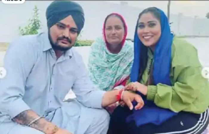 ਸਿੱਧੂ ਮੂਸੇਵਾਲਾ ਕਤਲ: ਗਾਇਕਾ ਅਫ਼ਸਾਨਾ ਖ਼ਾਨ ਤੋਂ ਐੱਨਆਈਏ ਨੇ ਲੰਮੀ ਪੁੱਛ-ਪੜਤਾਲ ਕੀਤੀ