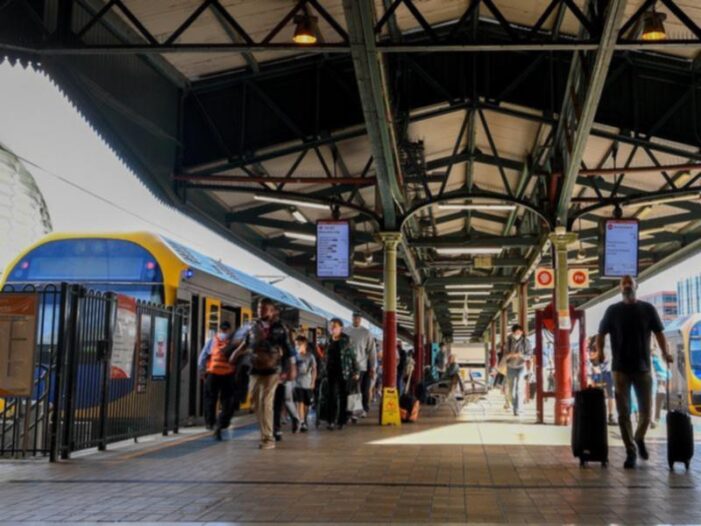 TRAVEL BOOST FOR APPRENTICES AND UNI STUDENTS