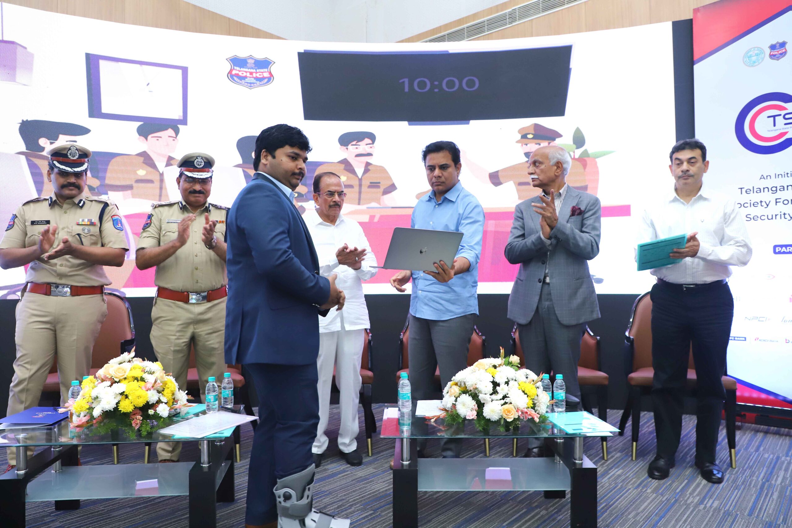 KTR launched ‘Crime OS’ a custom built Operating System on Microsoft Cloud, another first, built by city’s Start-up CyberEye