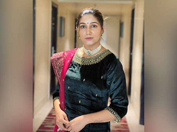 ਭਾਬੀ ਤੋਂ ਦਾਜ ਦੀ ਮੰਗ ਕਰਨ ਦੇ ਦੋਸ਼ ’ਚ ਸਪਨਾ ਚੌਧਰੀ ਤੇ ਪਰਿਵਾਰ ਖ਼ਿਲਾਫ਼ ਕੇਸ ਦਰਜ ਭਾਬੀ ਤੋਂ ਦਾਜ ਦੀ ਮੰਗ ਕਰਨ ਦੇ ਦੋਸ਼ ’ਚ ਸਪਨਾ ਚੌਧਰੀ ਤੇ ਪਰਿਵਾਰ ਖ਼ਿਲਾਫ਼ ਕੇਸ ਦਰਜ