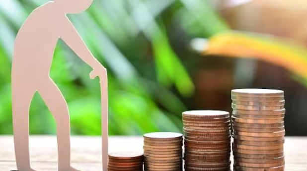 Slash red tape to save thousands of retirees super fees