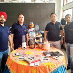 ਪਟਿਆਲਾ ਵਿਖੇ ਡੀਲਰ ਗੇਟ ਟੂਗੈਦਰ ਦੌਰਾਨ ਖੇਤਰੀ ਮੈਨੇਜਰ ਸ੍ਰੀ ਭੁਪਿੰਦਰ ਕੌਸ਼ਲ, ਸ੍ਰੀ ਮਨੀਸ਼ ਜਿੰਦਲ, ਮਨਿੰਦਰ ਸਿੰਘ ਤੇ ਗੁਰਪ੍ਰੀਤ ਸਿੰਘ।