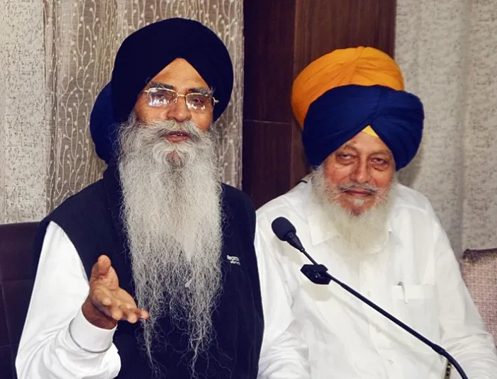 ਕਿਰਪਾਨ ’ਤੇ ਪਾਬੰਦੀ: ਕੇਂਦਰ ਨੂੰ ਮਿਲੇਗਾ ਸ਼੍ਰੋਮਣੀ ਕਮੇਟੀ ਦਾ ਵਫ਼ਦ