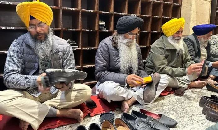 ਬੀਬੀ ਜਗੀਰ ਕੌਰ ਪ੍ਰਤੀ ਬਦਕਲਾਮੀ ਲਈ ਸ਼੍ਰੋਮਣੀ ਕਮੇਟੀ ਪ੍ਰਧਾਨ ਧਾਮੀ ਨੂੰ ਪੰਜ ਪਿਆਰਿਆਂ ਨੇ ਲਾਈ ਤਨਖ਼ਾਹ