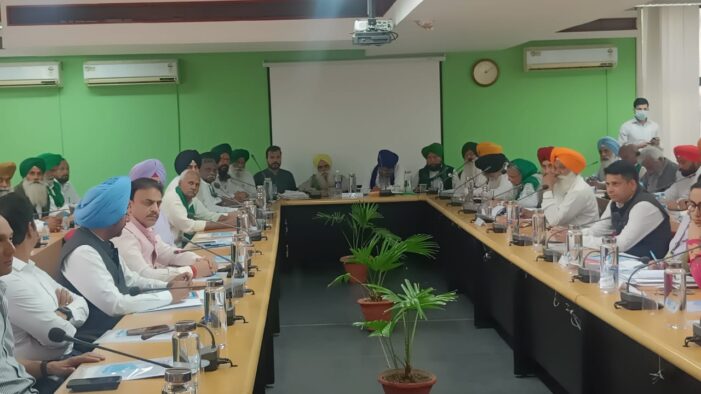 ਕਿਸਾਨ ਆਗੂਆਂ ਦੀ ਕੇਂਦਰੀ ਮੰਤਰੀਆਂ ਨਾਲ ਤੀਜੇ ਗੇੜ ਦੀ ਗੱਲਬਾਤ ਵੀ ਰਹੀ ਬੇਸਿੱਟਾ