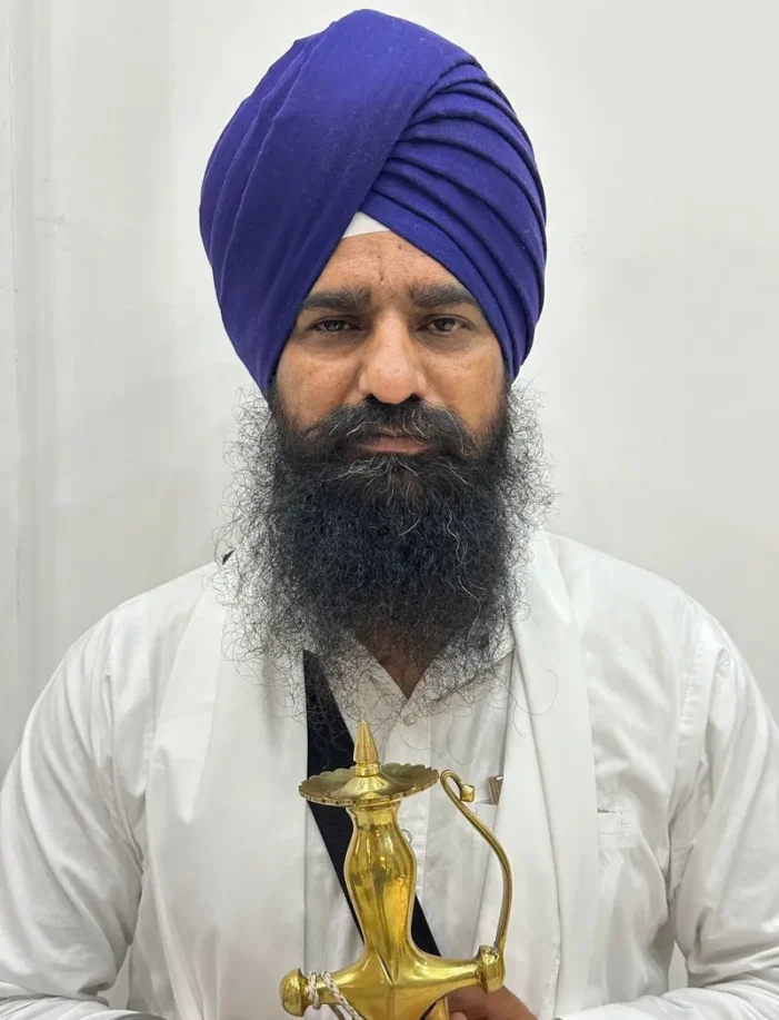 ਅਕਾਲ ਤਖ਼ਤ ਵੱਲੋਂ ਕੈਬਨਿਟ ਮੰਤਰੀ ਹਰਜੋਤ ਸਿੰਘ ਅਤੇ ਭਾਸ਼ਾ ਵਿਭਾਗ ਦਾ ਡਾਇਰੈਕਟਰ ਤਲਬ