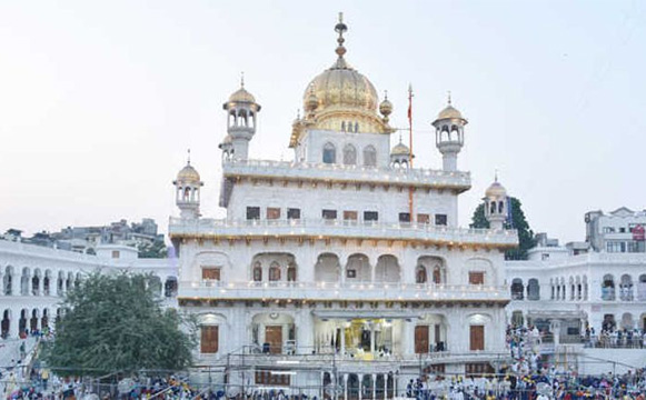 ਸ੍ਰੀ ਅਕਾਲ ਤਖ਼ਤ ਸਾਹਿਬ ਵਿਖੇ ਕੈਬਨਿਟ ਮੰਤਰੀ ਹਰਜੋਤ ਸਿੰਘ ਬੈਂਸ ਨੂੰ 6 ਅਗਸਤ ਨੂੰ ਪੱਖ ਰੱਖਣ ਲਈ ਸੱਦਿਆ ਸ੍ਰੀ ਅਕਾਲ ਤਖ਼ਤ ਸਾਹਿਬ ਵਿਖੇ ਕੈਬਨਿਟ ਮੰਤਰੀ ਹਰਜੋਤ ਸਿੰਘ ਬੈਂਸ ਨੂੰ 6 ਅਗਸਤ ਨੂੰ ਪੱਖ ਰੱਖਣ ਲਈ ਸੱਦਿਆ