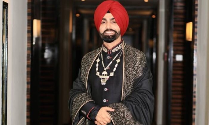 ਅਦਾਕਾਰ ਐਮੀ ਵਿਰਕ ਨੇ ਹੜ੍ਹ ਦੇ ਝੰਬੇ 200 ਘਰਾਂ ਦੀ ਬਾਂਹ ਫੜੀ ਅਦਾਕਾਰ ਐਮੀ ਵਿਰਕ ਨੇ ਹੜ੍ਹ ਦੇ ਝੰਬੇ 200 ਘਰਾਂ ਦੀ ਬਾਂਹ ਫੜੀ