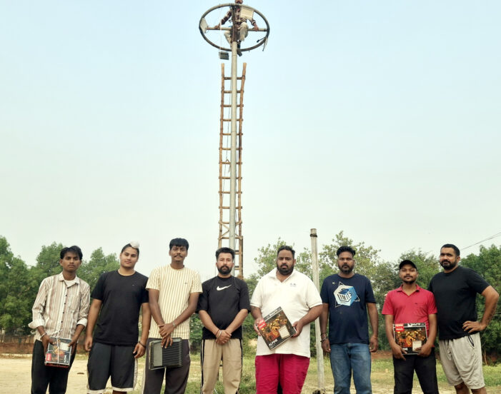 ਰੀਗਨ ਆਹਲੂਵਾਲੀਆ ਵਲੋਂ ਸੂਲਰ ਦੇ ਪਾਰਕਾਂ ’ਚ ਲਾਈਟਾਂ ਲਗਵਾਈਆਂ ਰੀਗਨ ਆਹਲੂਵਾਲੀਆ ਵਲੋਂ ਸੂਲਰ ਦੇ ਪਾਰਕਾਂ ’ਚ ਲਾਈਟਾਂ ਲਗਵਾਈਆਂ